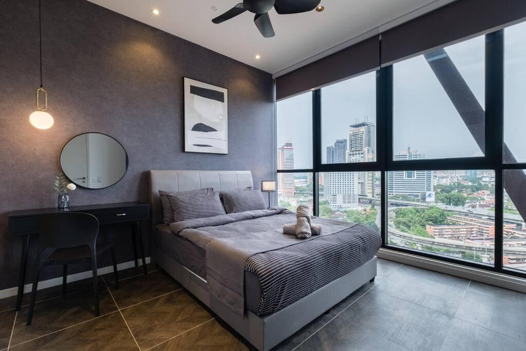 Klcc Musicalsty5Pax At Scarletzsuites Куала-Лумпур Екстер'єр фото